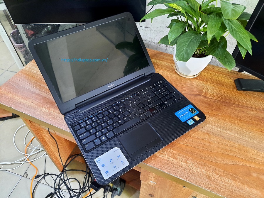 Laptop Dell inspiron 3521 core I3